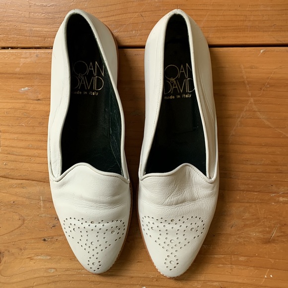 Vintage JOAN & DAVID White Leather Loafer Flats size 7 1/2 - Picture 3 of 9